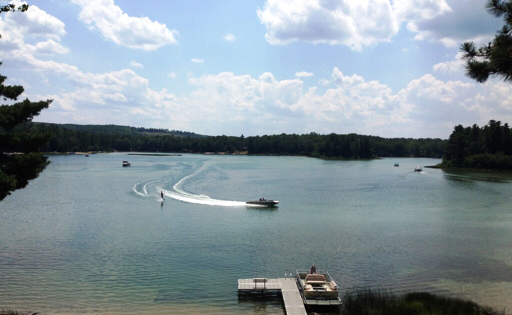 Lake Arrowhead House | Rohrkemper's Lakefront Family Resort snowmobile, ski, ice fishing
