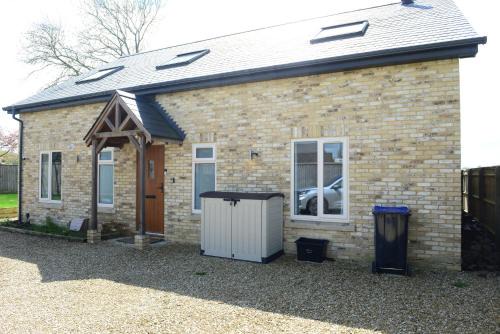 Redlynch House | Rollestone New Forest (HOT TUB)