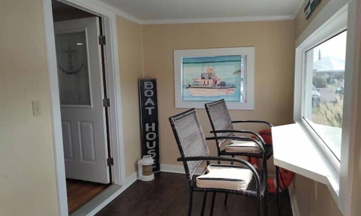 Coinjock House | Rolling Hitch-Cottage on the ICW - Dog Friendly!