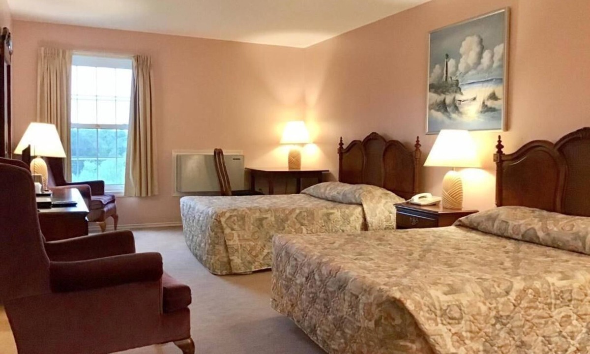 Souris House | Rollo Bay Inn
