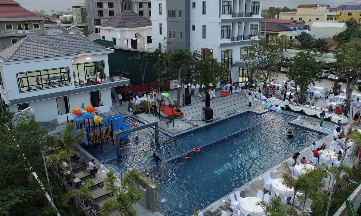 Kampot Hotel | Romano Hotel