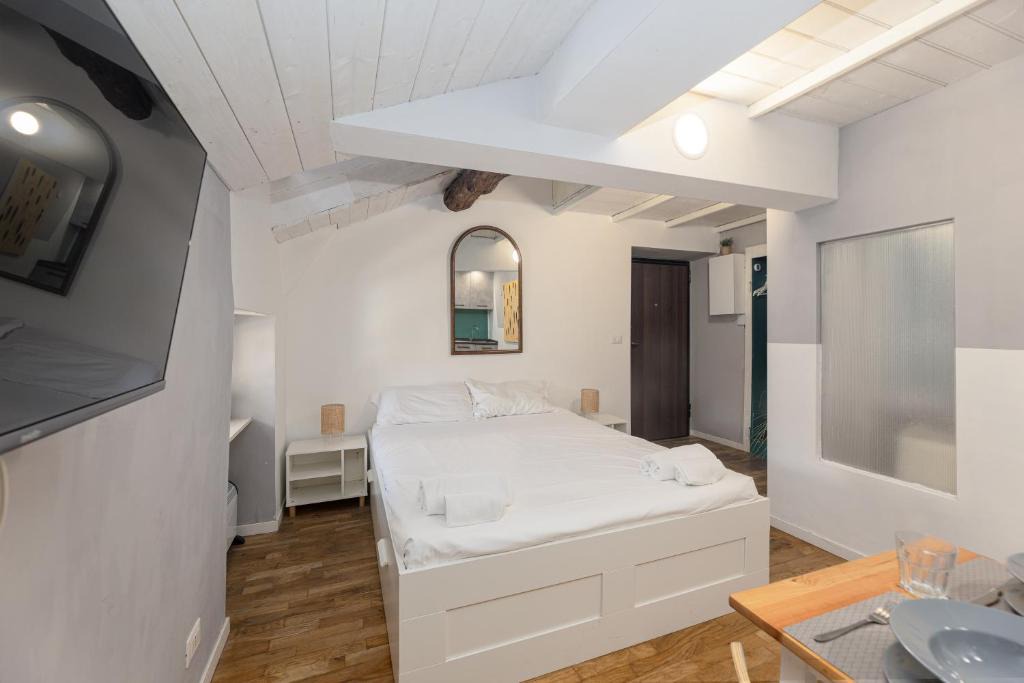 Roman Quarter Apartment | Romano House