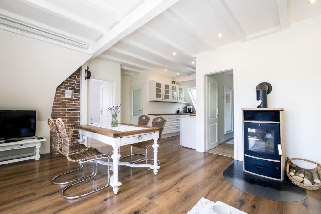 Oberhoffen-les-Wissembourg Apartment | Romantik-Home Nordelsass - Ferienwohnung für Selbstversorger