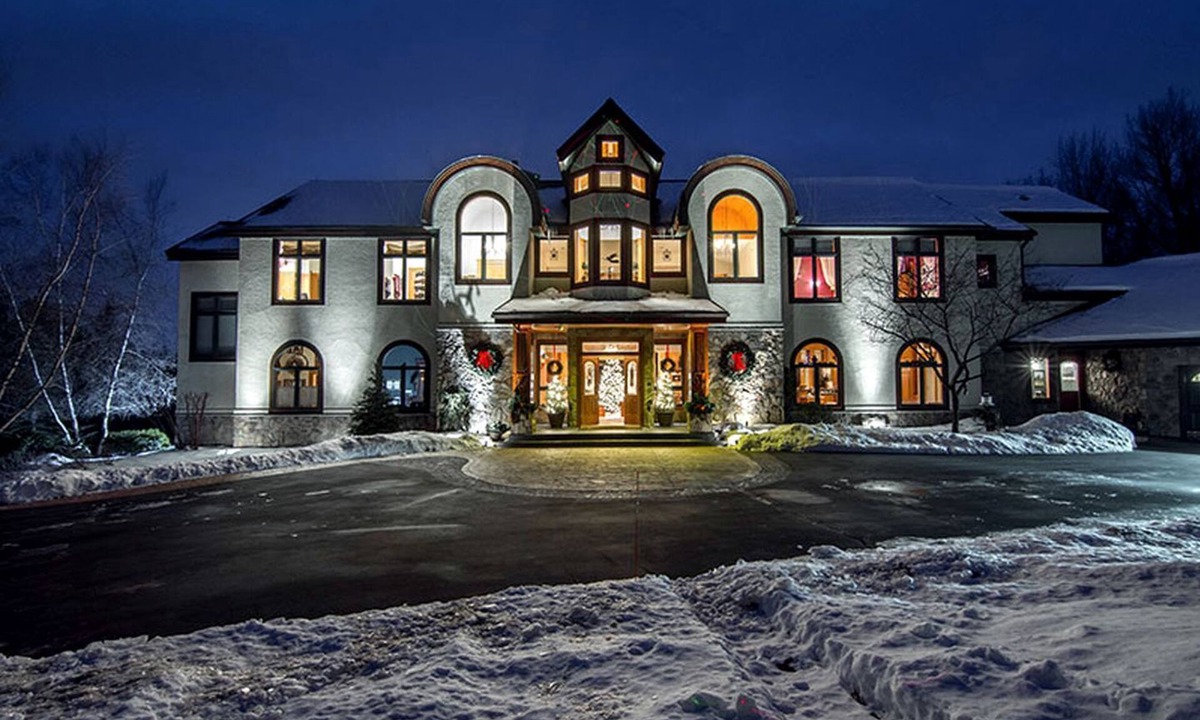 Baraboo House | Romantic Accommodation in a Charming Inn Located in Sauk County, Wisconsin