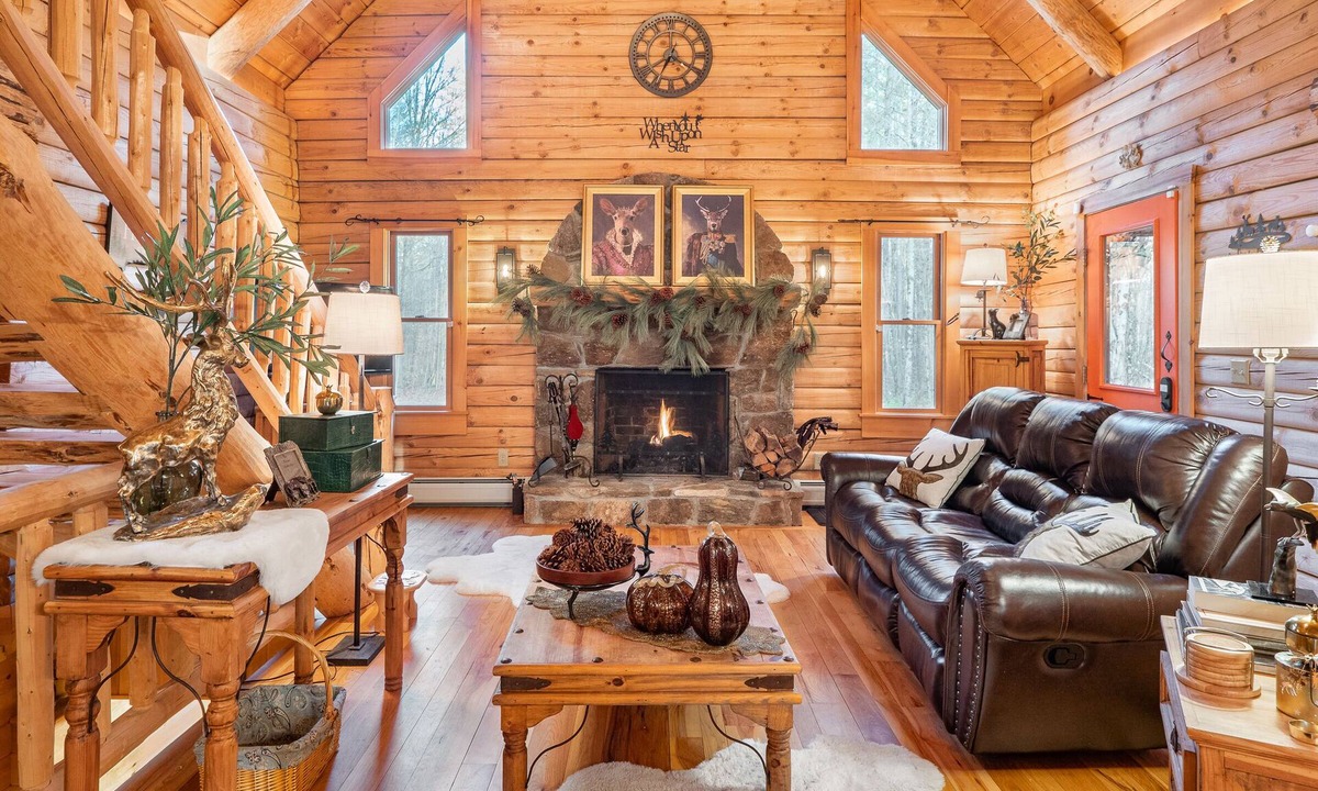 New Marlborough Cabin | Romantic and Secluded Berkshire's Gem