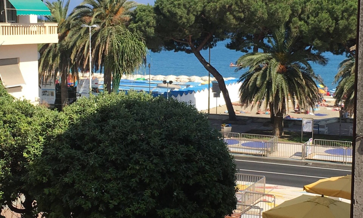 Albissola Marina Apartment | Romantic beach front apartment with private garage