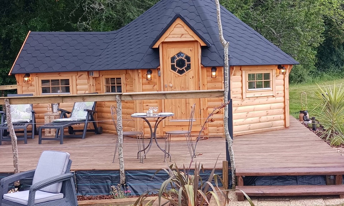 Ruch Cabin | Romantic cabin with private spa near St-Emilion