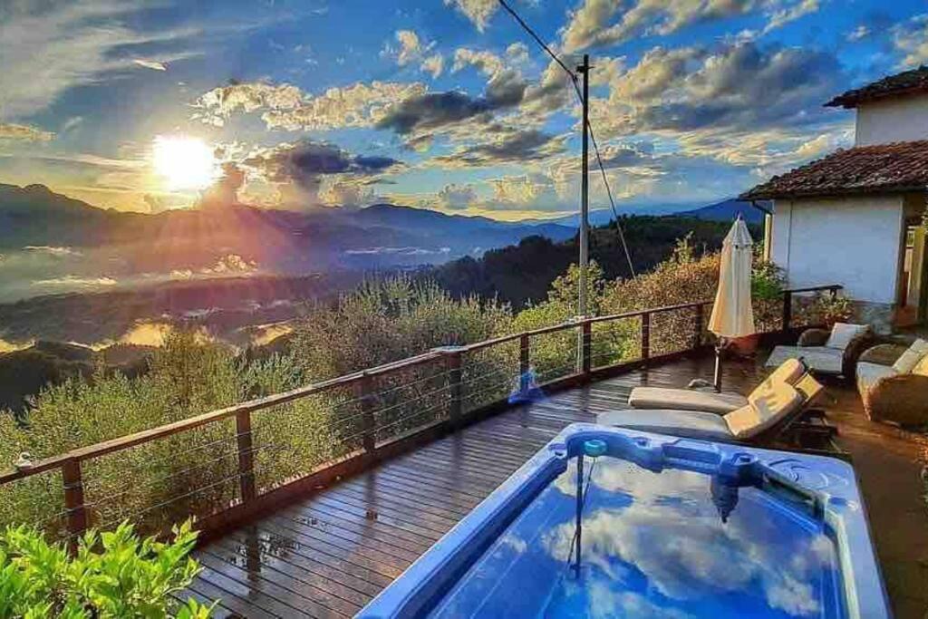 Coreglia Antelminelli Villa | ROMANTIC GETAWAY AMAZING VIEWS - New large veranda