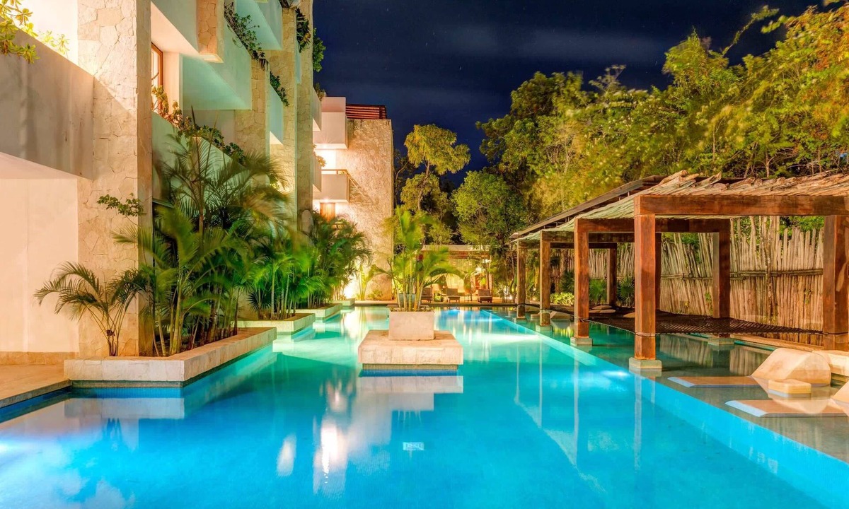 Zama Condo | Romantic Getaway: Private Terrace & Pool