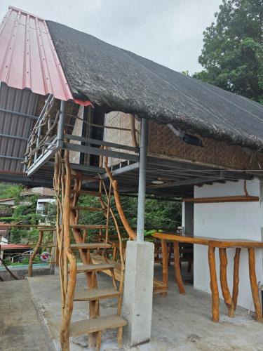 Mabini Bed & Breakfast | Romantic Ocean View A-Frame with Shore Diving Access - Aloha Aina Dive Resort