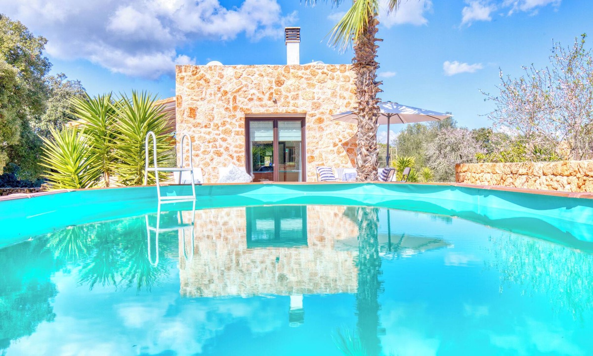 Algaida House | Romantic Private Finca near Palma · Pool · Infrared Sauna · Quiet Nature Retreat