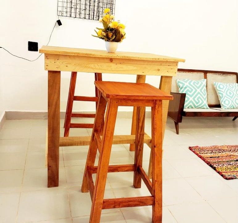 Kalapettai House | Romantic Studio for couples, 5 km WhiteTown Side VELA