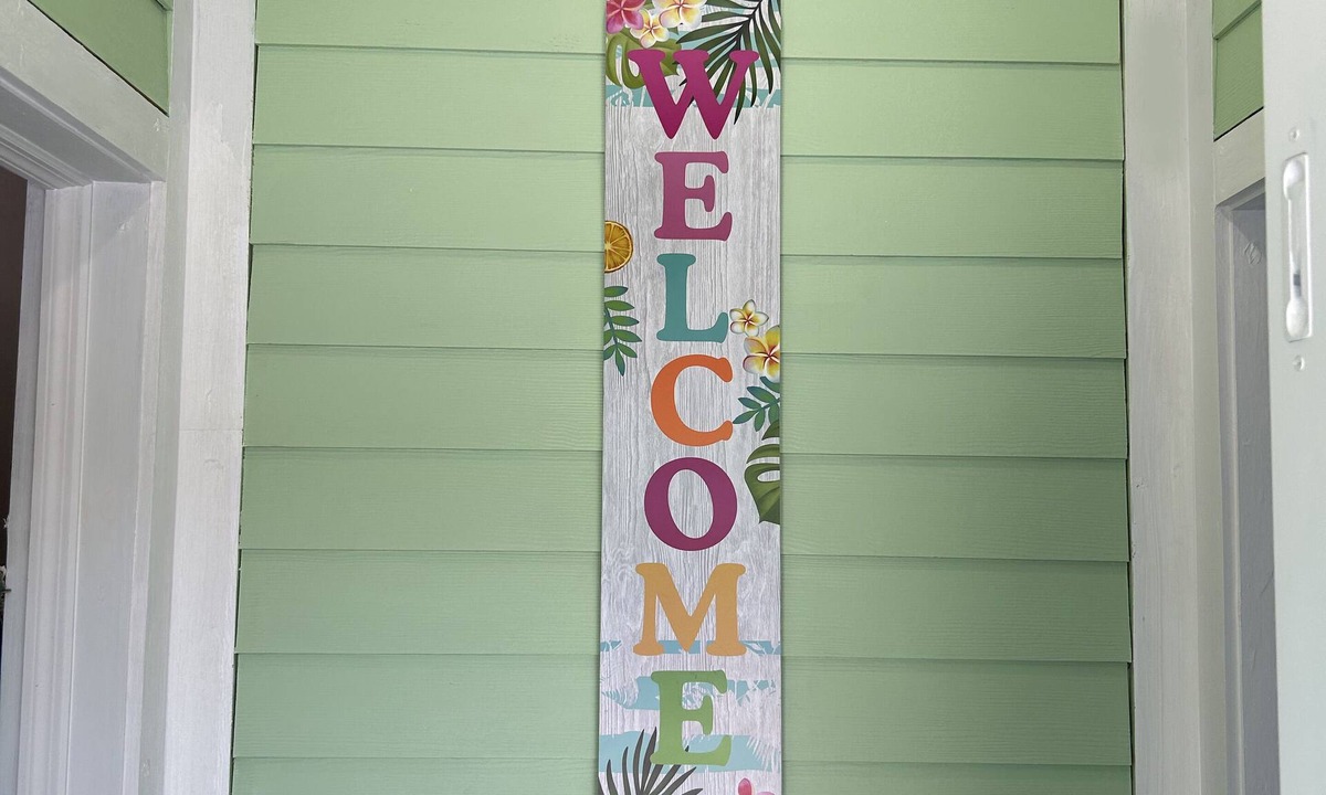 Tarpum Bay Cottage | Romantic Waterfront Sunset Cottage in Eleuthera Bahamas