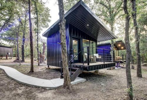 Alvord House | Romantic Woodland Cabin Hideaway Near the Lake in Scenic Texas Countryside