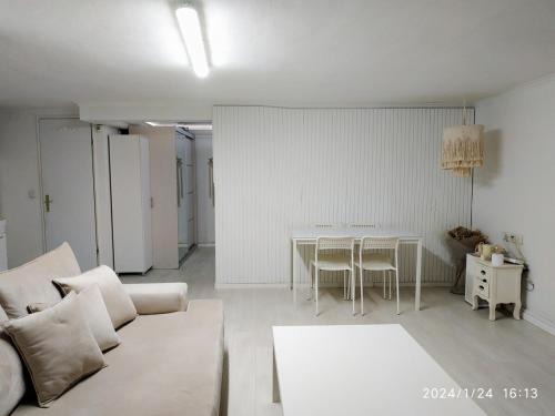Ben Shemen Apartment | Ronldo Booking