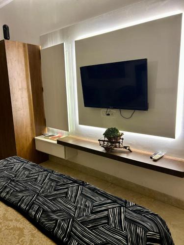 Panchkula Urban Estate Bed & Breakfast | Rooftop Bliss