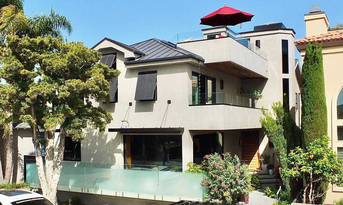Naples House | Rooftop Deck, Walk to Canals and Beach, Sleep 6