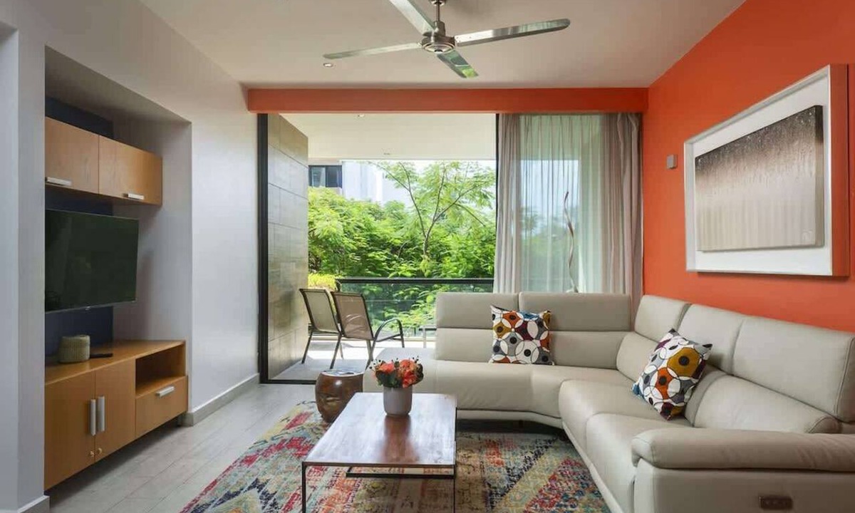 Gonzalo Guerrero Condo | Rooftop Pool Condo Steps from Beach & Dining