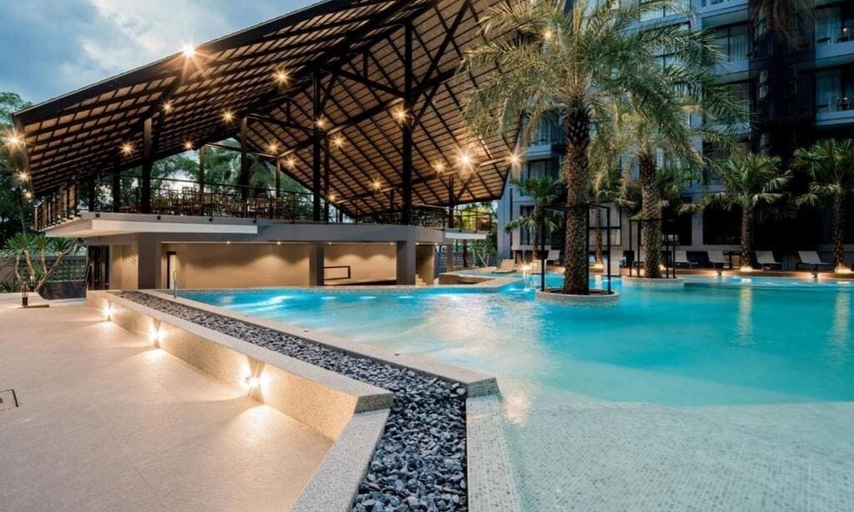 Kamala Apartment | Rooftop Pool Condo Walk to Beach, Gym, Wi-Fi c118