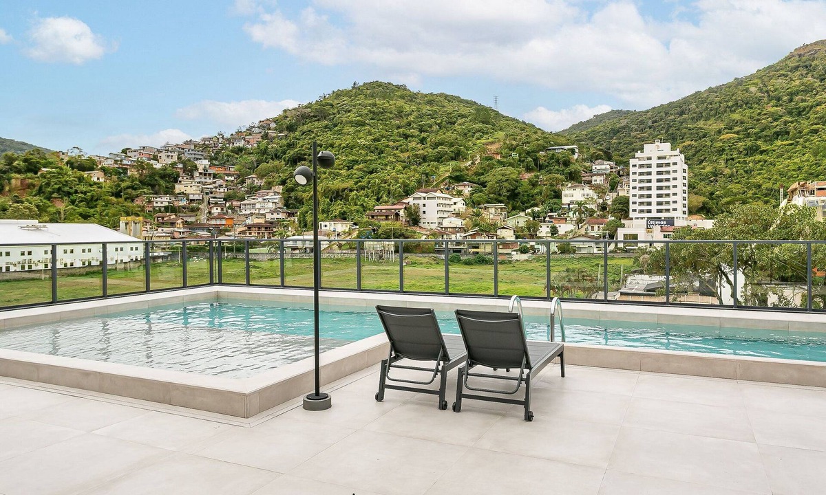 Saco Grande Apartment | Rooftop with Pool | Technology Hub #SG04