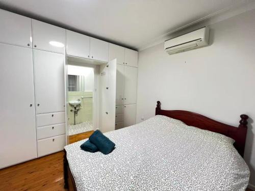 Epping House | Room 93