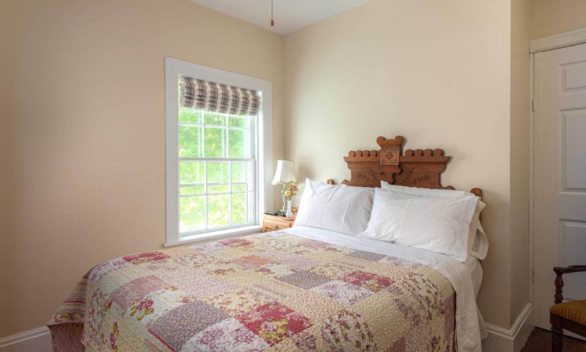 Port Albert Hotel | Room # 4 at the Historic Port Albert Inn in peaceful Port Albert, Ontario!
