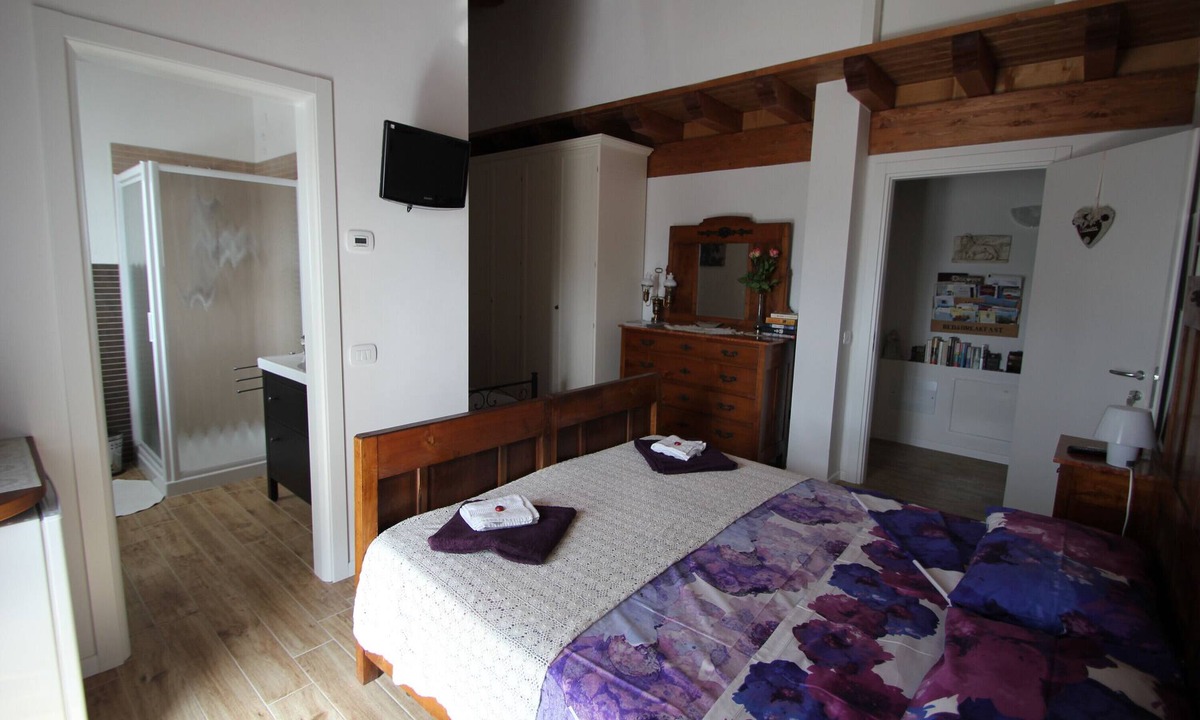 Vicenza Bed & Breakfast | Room 'Classica' with Private Terrace, Wi-Fi and Air Conditioning