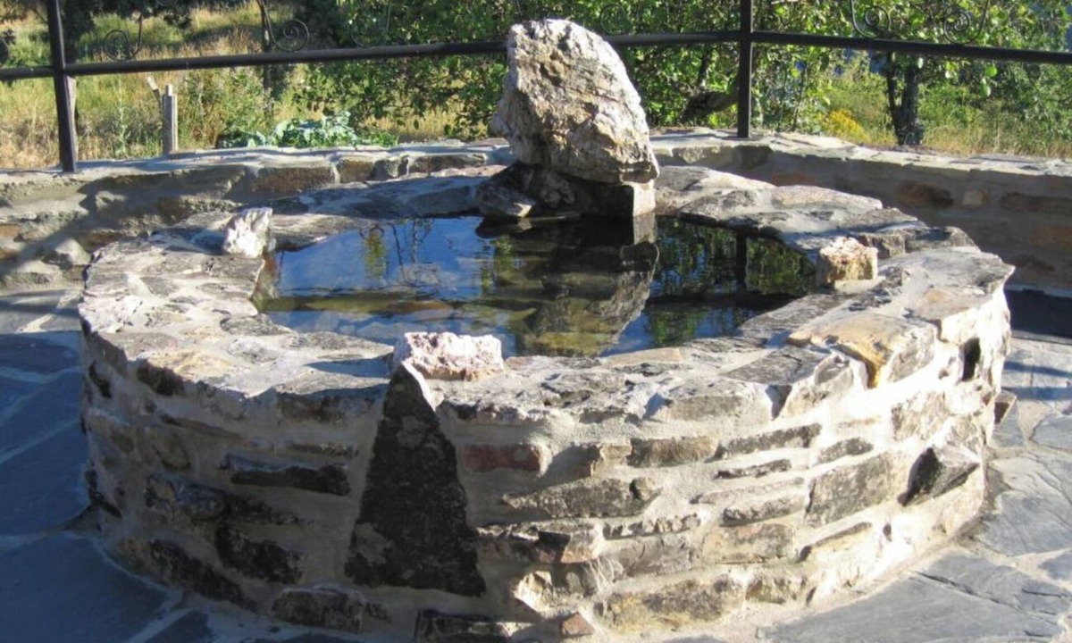Santa Cruz de Montes House | Room 'El Abranal' with Mountain View, Shared Garden and Wi-Fi