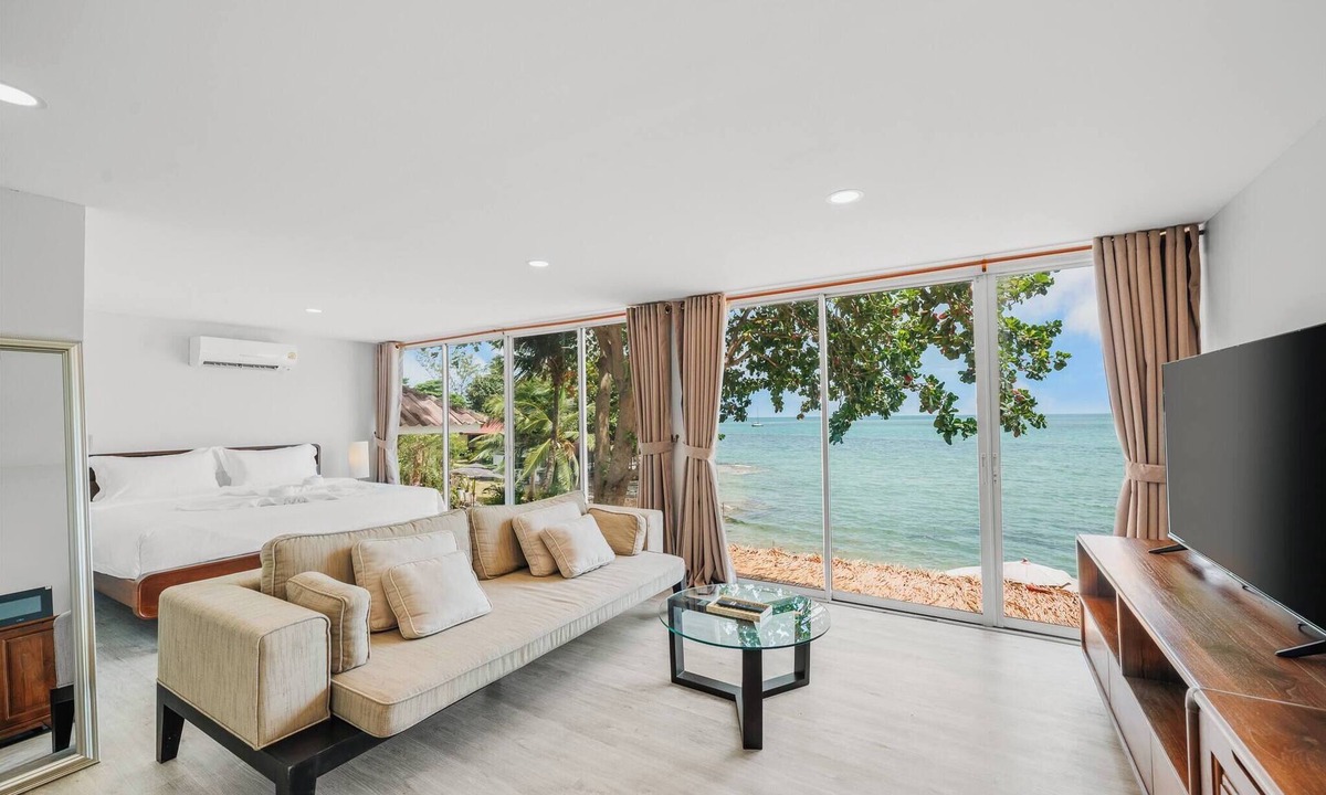 Maret House | Room-escape Beach Front Cottage - 2 bed