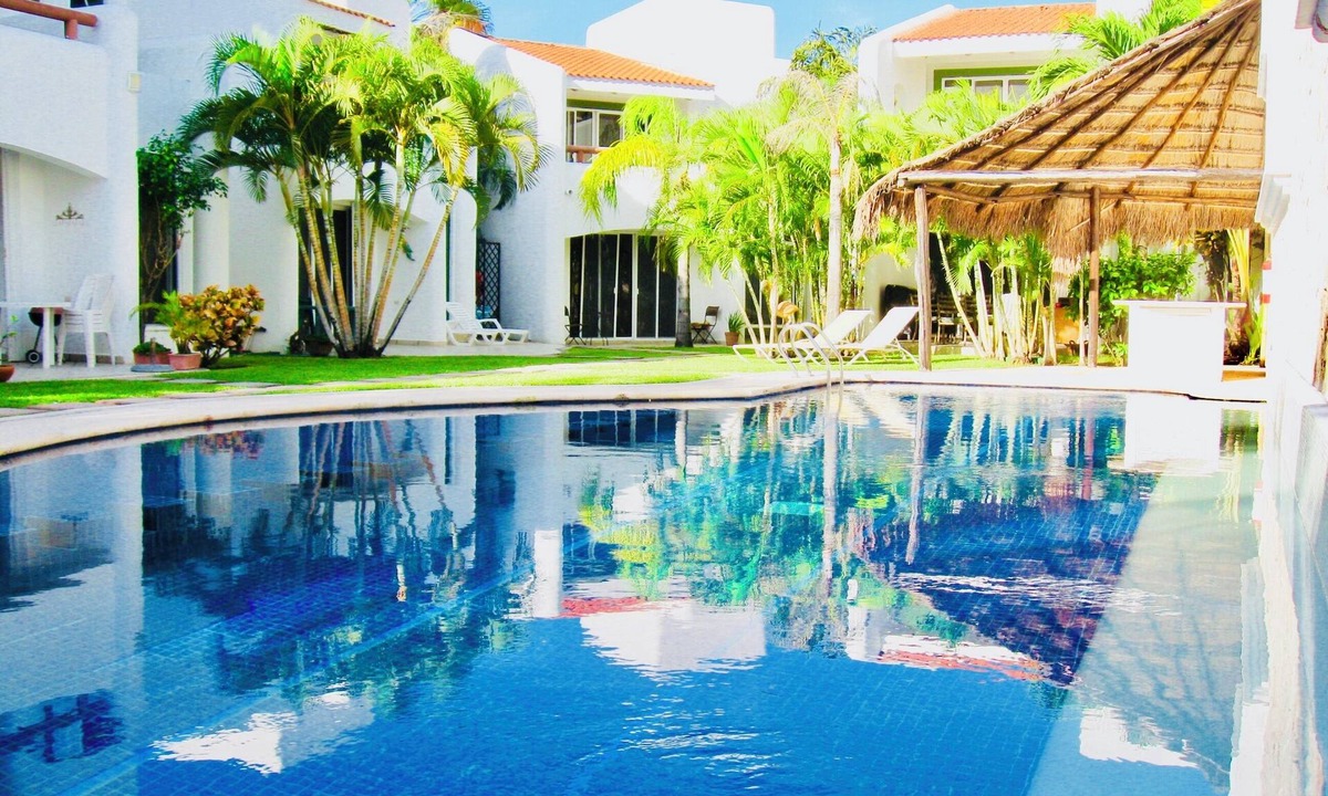 Playacar House | Room-executive Basic Room With Swimming