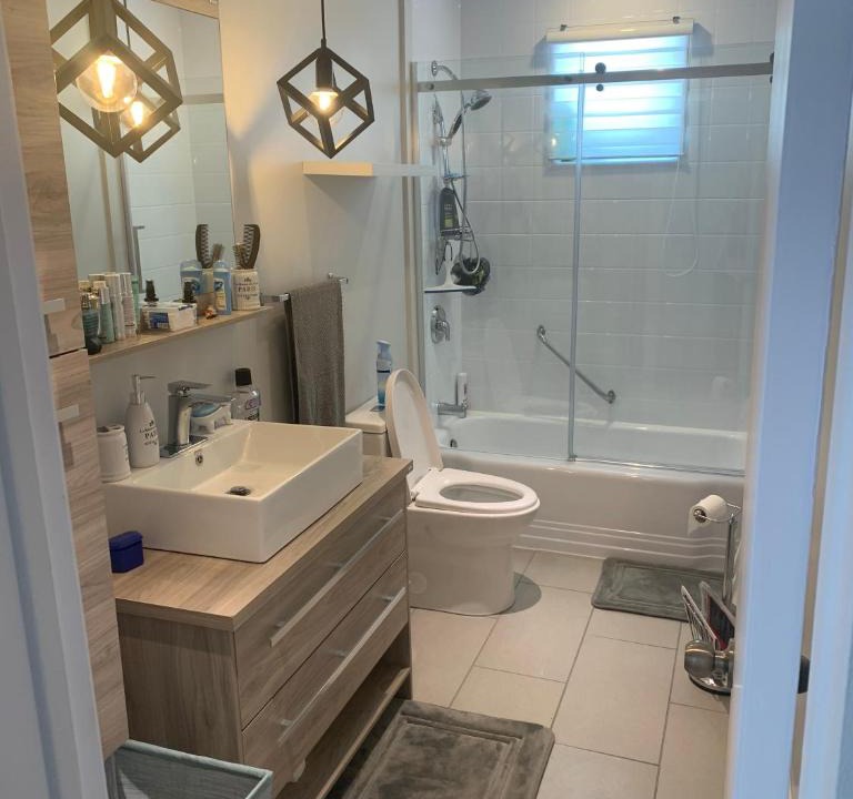 Paspebiac House | Room for renting inside house - without breakfast provided