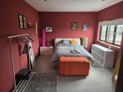 Leyton House | Room in penthouse apartment in Leyton