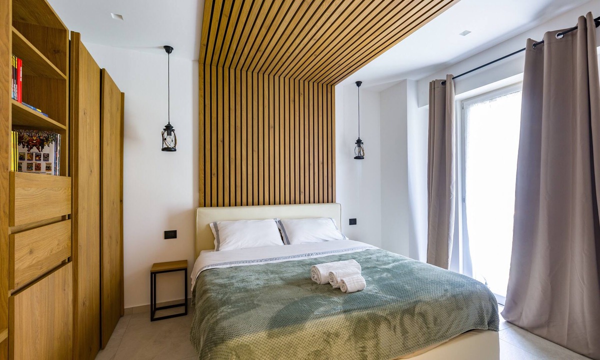 Brolo Apartment | Room 'Persiano' with Shared Garden, Wi-Fi and Air Conditioning