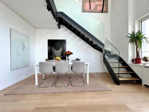 Northern Quarter Bed & Breakfast | Room Suite Penthouse Brussels Skyline Suite 220 m2 Suite Room of Refined Elegance Room