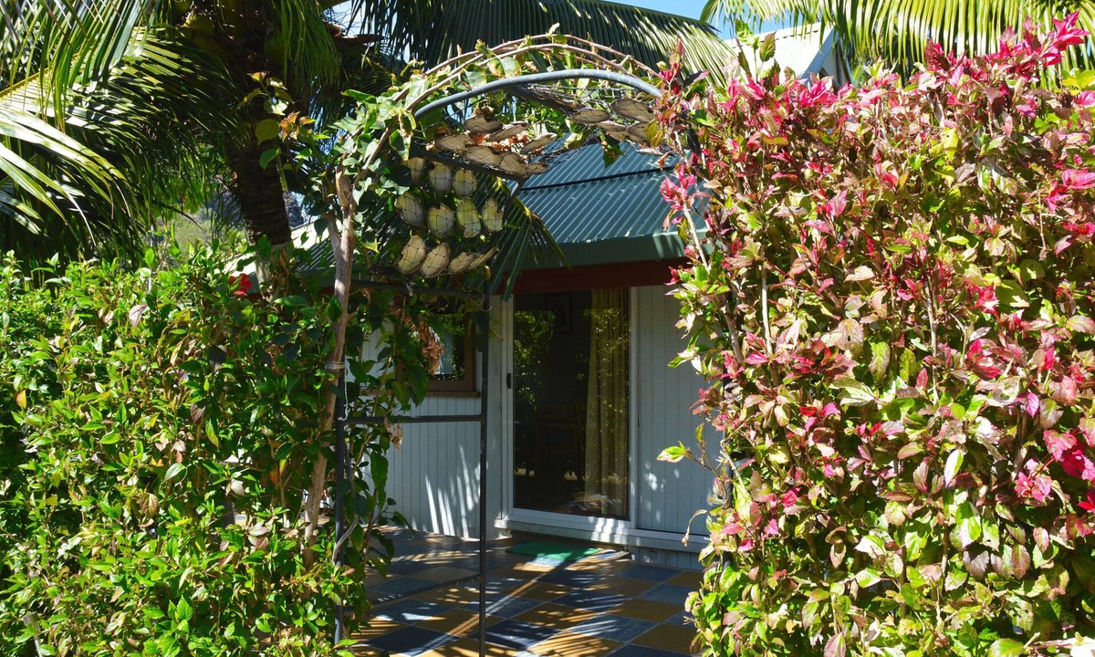 Pihaena House | Room Vaihau 4 pax beach access, air-conditioned kitchen bathroom, free breakfast