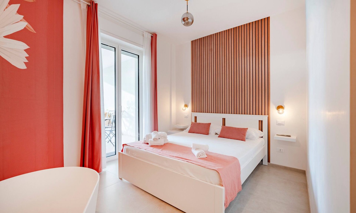 Conversano Apartment | Room 'Volutta' with Shared Terrace, Wi-Fi and Air Conditioning