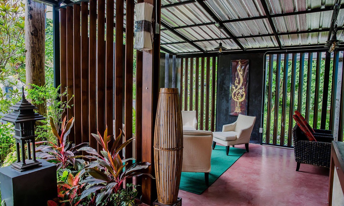 Wichit House | Room with Breakfast · Villa with Garden View, 16min to Phuket Old Town