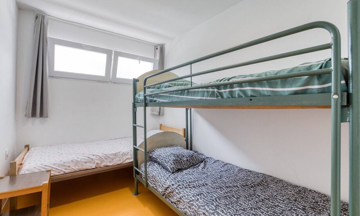 Mauguio Apartment | Room with Shared Terrace and Wi-Fi, 10 Minutes from the Sea