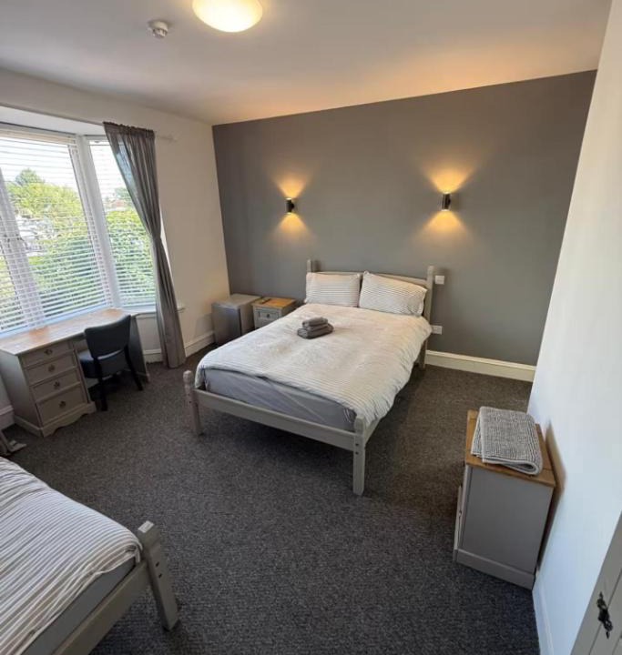 Kirkcaldy House | Rooms on Dunnikier Road, Kirkcaldy, Fife - opposite Victoria Hospital