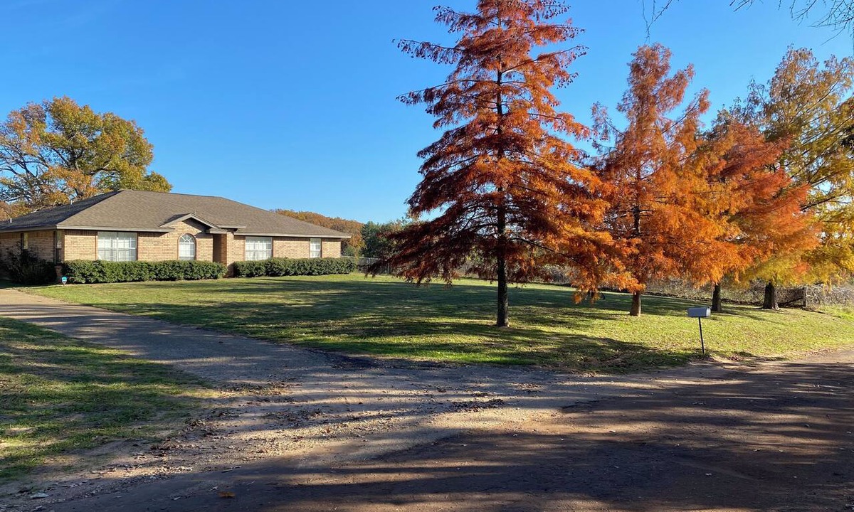 Palestine House | Roomy 3-bedroom house in lovely Palestine, TX