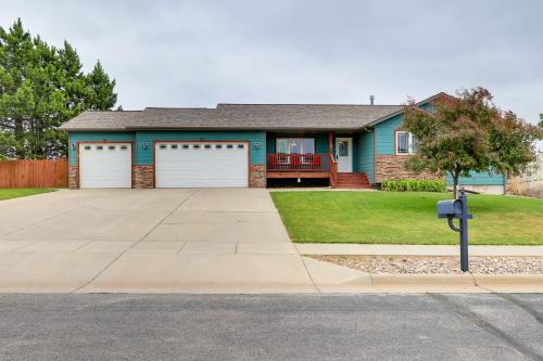 Piedmont House | Roomy Piedmont Home w/Yard < 14 Mi to Sturgis!