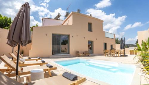 Skines Villa | Roots Villa