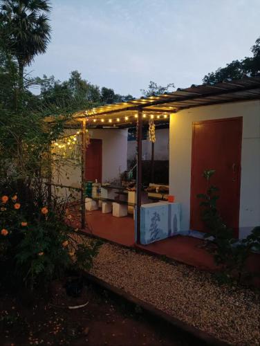 Bommayapalayam Hostel | Rootscape Huts Hostel and Home Stay