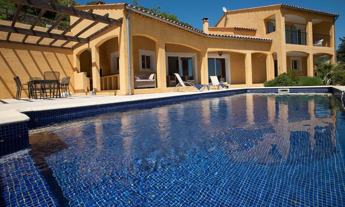 Roquebrun Villa | Roquebrun Villa with Pool