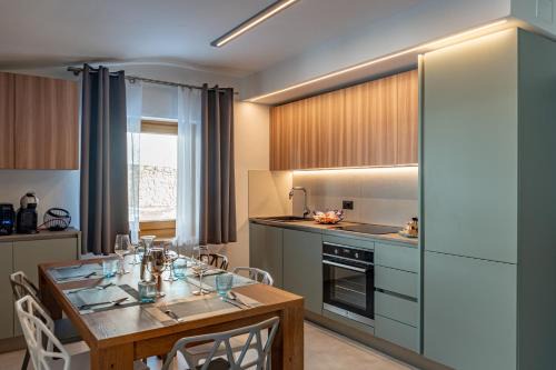 Commezzadura Apartment | Rosa Blu Mountain Suite