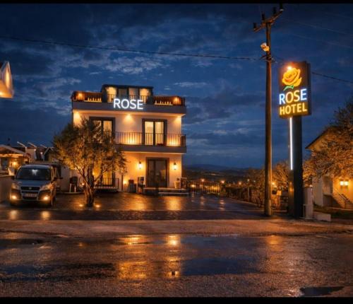 Ezine Hotel | ROSe OTEL