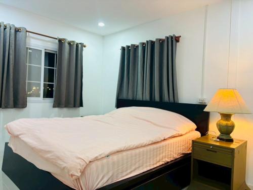 Phang Khon Hotel | Rose Park Resort