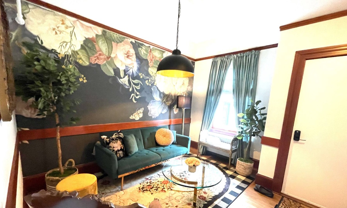 Astoria Villa | Rosebriar Mansion