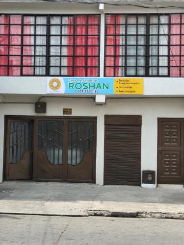 Santa Elena House | Roshan