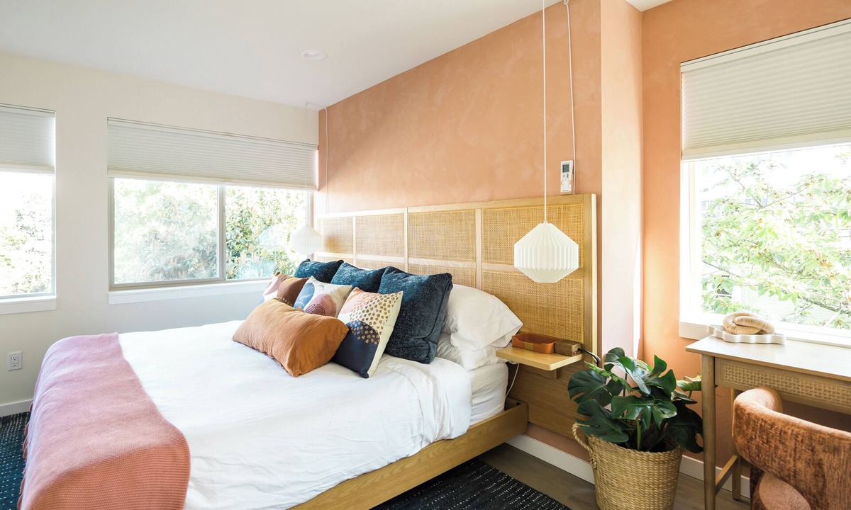 Roosevelt House | Rosie Townhouse + Family Zoo Passes!